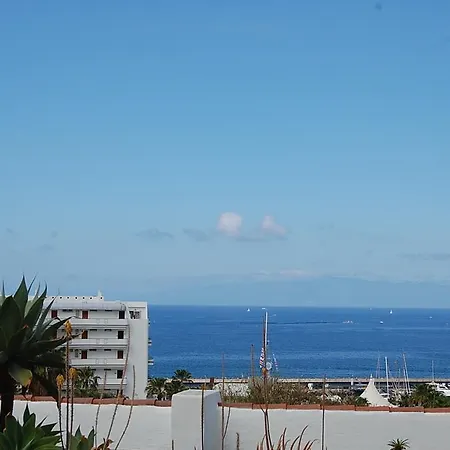 Apartman Geranios *